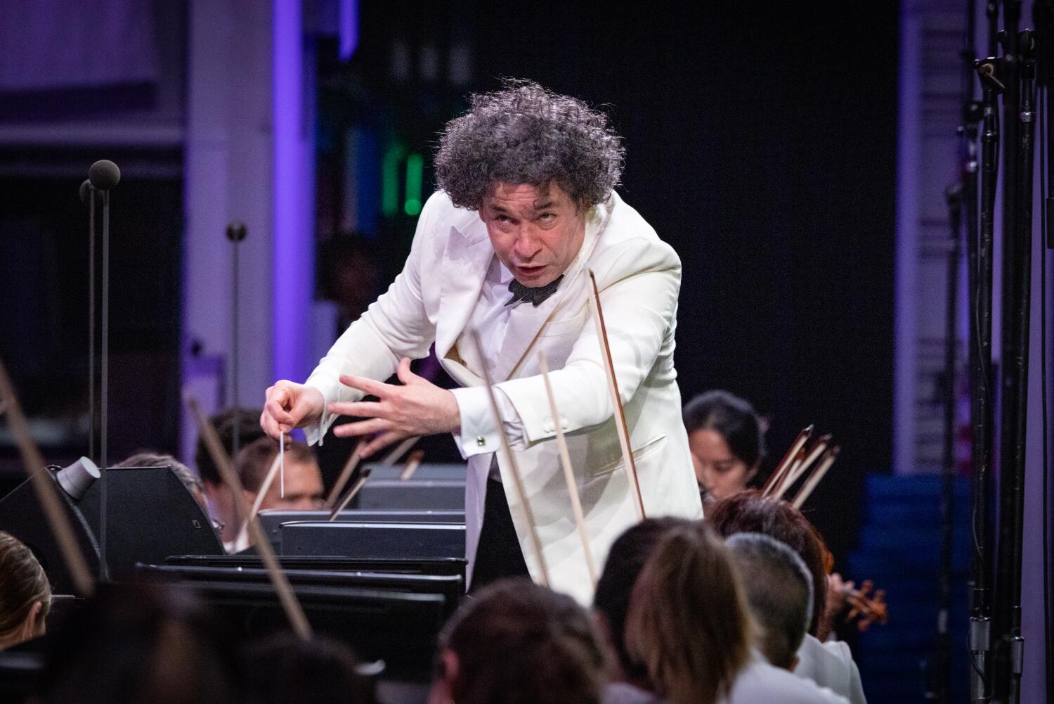 Source-feed image associated with Gustavo says goodbye with four-night Hollywood Bowl extravaganza