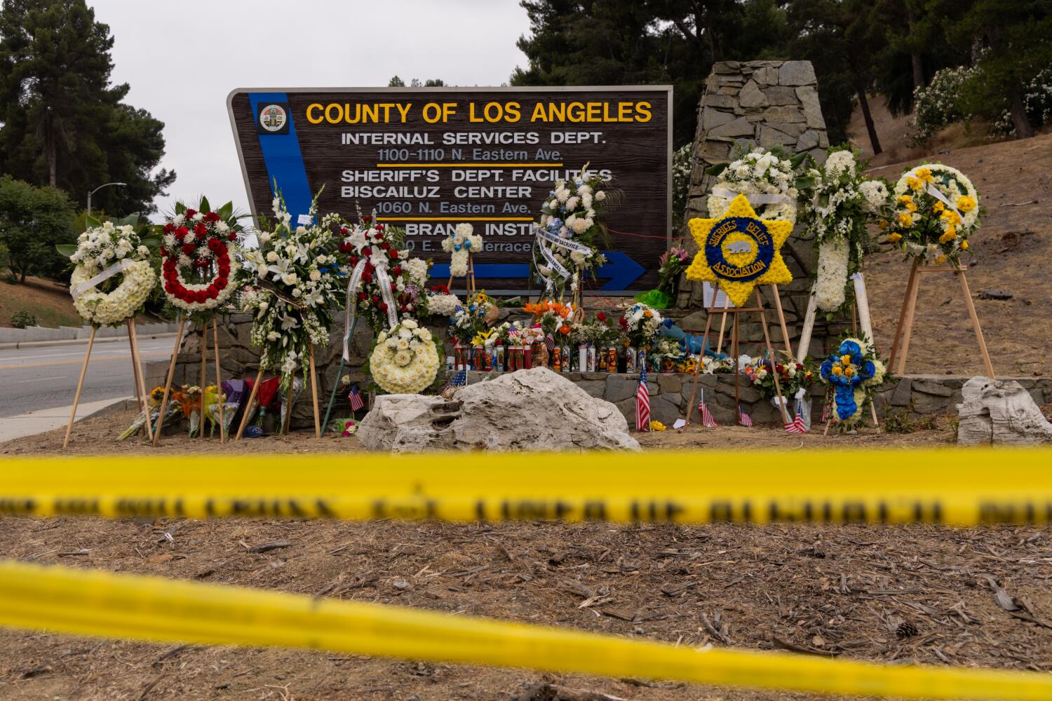 Source-feed image associated with Widow of L.A. County sheriff's deputy killed in grenade blast files wrongful death lawsuit