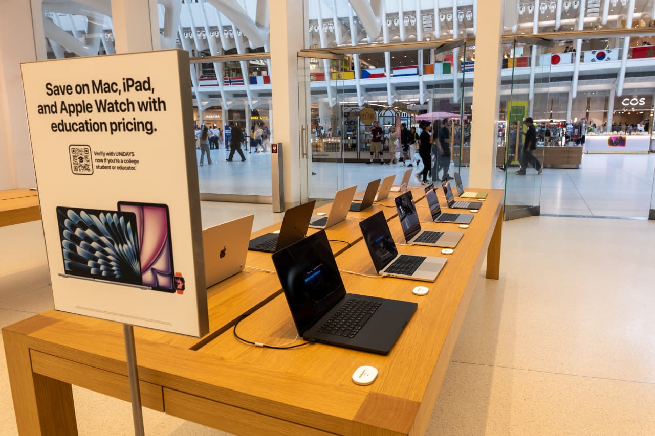 Source-feed image associated with Why Apple pivoting to China for memory may not solve big tech’s microchip crisis