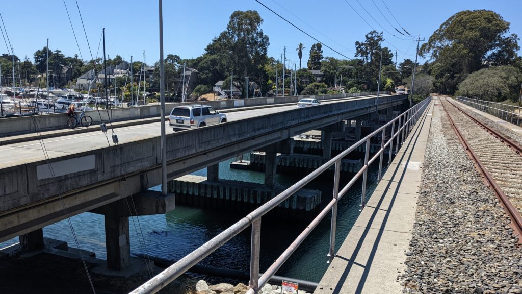 Source-feed image associated with Murray Street Bridge to close for summer