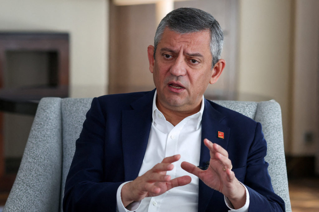 Source-feed image associated with Deposed leader of Turkish opposition announces new party to challenge Erdogan