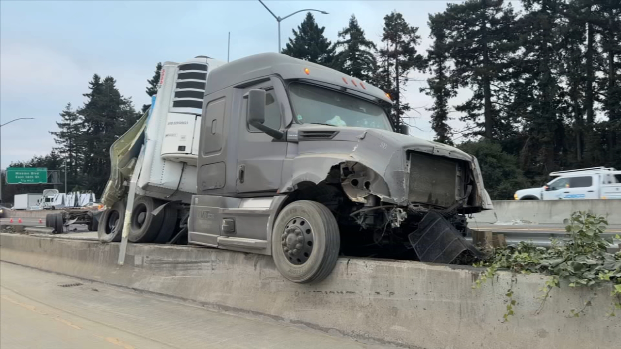 Source-feed image associated with Jackknifed big rig causes traffic mess on NB I-238 near San Leandro after driver falls asleep: CHP