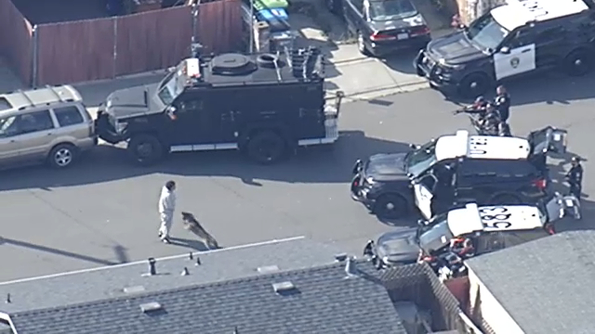 Source-feed image associated with Person arrested after standoff in Union City neighborhood, police say