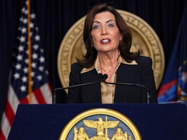 Source-feed image associated with After protests outside synagogues, New York makes it a crime to block entry to a house of worship