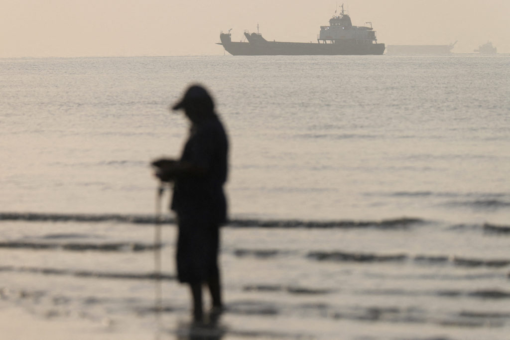 Source-feed image associated with What may happen as oil supplies dwindle and Strait of Hormuz remains mostly closed