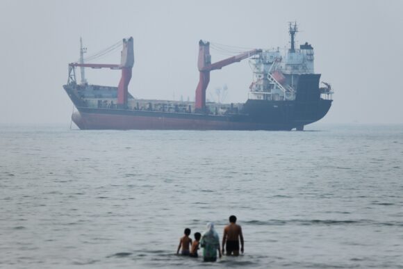 Source-feed image associated with Some War Insurers Advise Shipowners to Pause Hormuz Voyages After Attacks: Sources