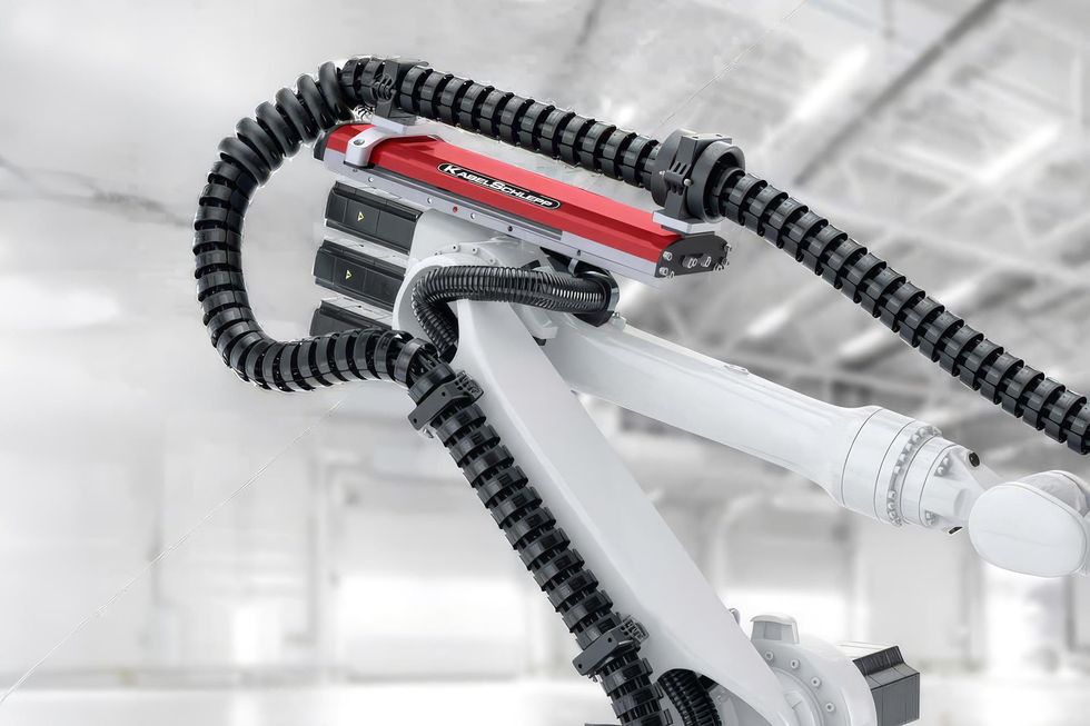 Source-feed image associated with Protecting Dynamic Industrial Robot Cable Carriers