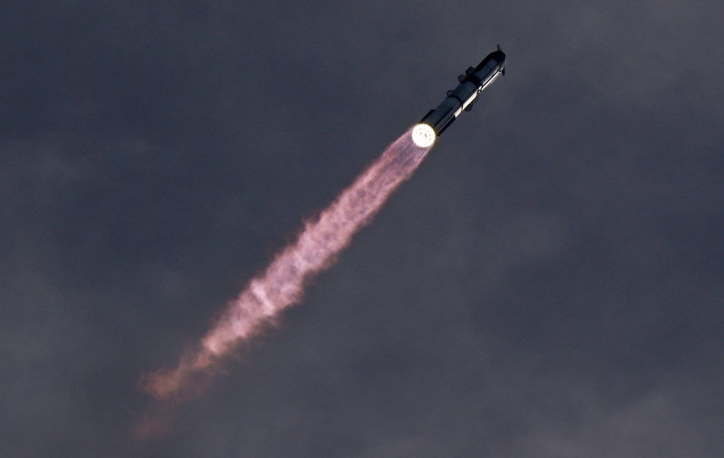 Image from linked report: SpaceX's supersized Starship launches into orbit for the first time