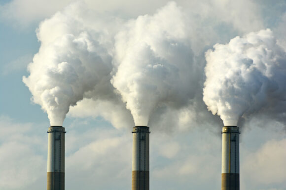 Source-feed image associated with Appellate Court Rejects EPA Bid to Ease Regulations for Coal-Fired Power Plants