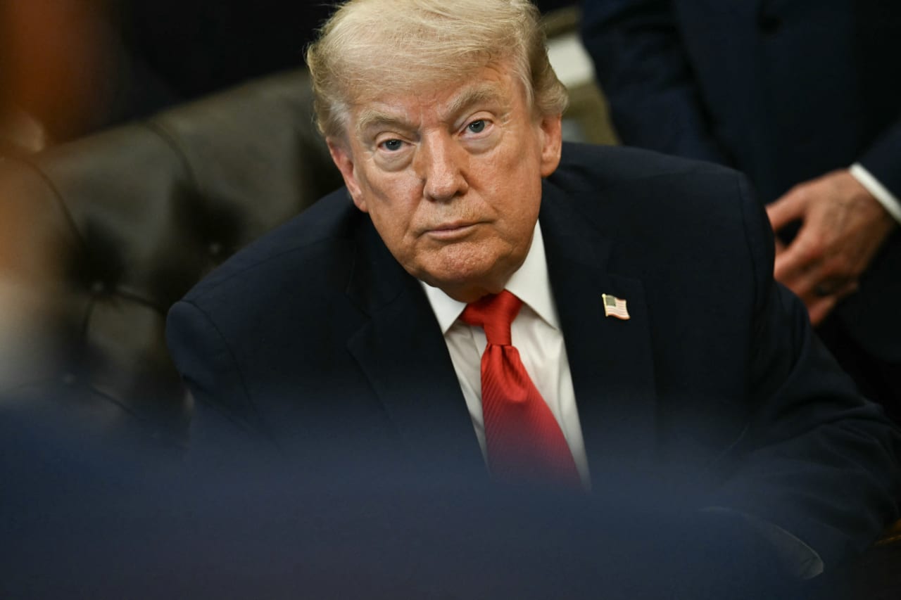Source-feed image associated with Stock futures jump, oil prices fall as Trump says U.S. has reached peace deal with Iran