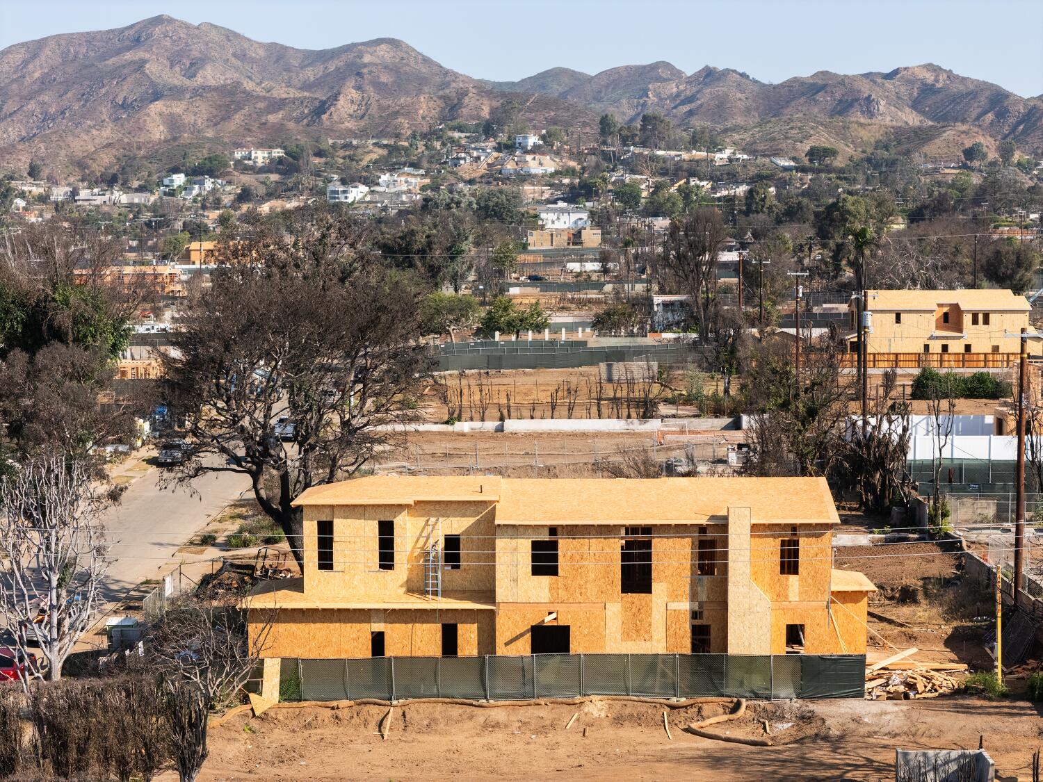 Source-feed image associated with January 2025 wildfire victims seek tougher penalties against State Farm over claims handling
