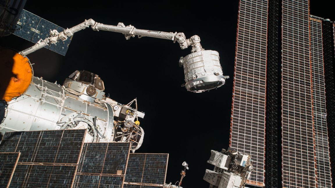 Image from linked report: NASA 'troubleshooting' transporter for space station's robotic arm [Updated]