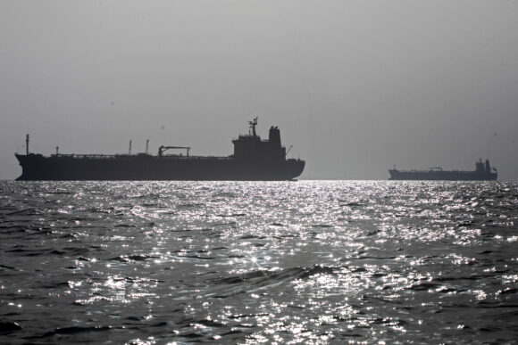 Source-feed image associated with Iran, Oman Agree to Share Strait of Hormuz Revenue