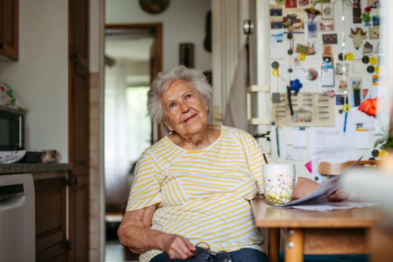 Source-feed image associated with ‘The money would have been life-changing’: My father told my grandmother to slash my inheritance. Is that fair?