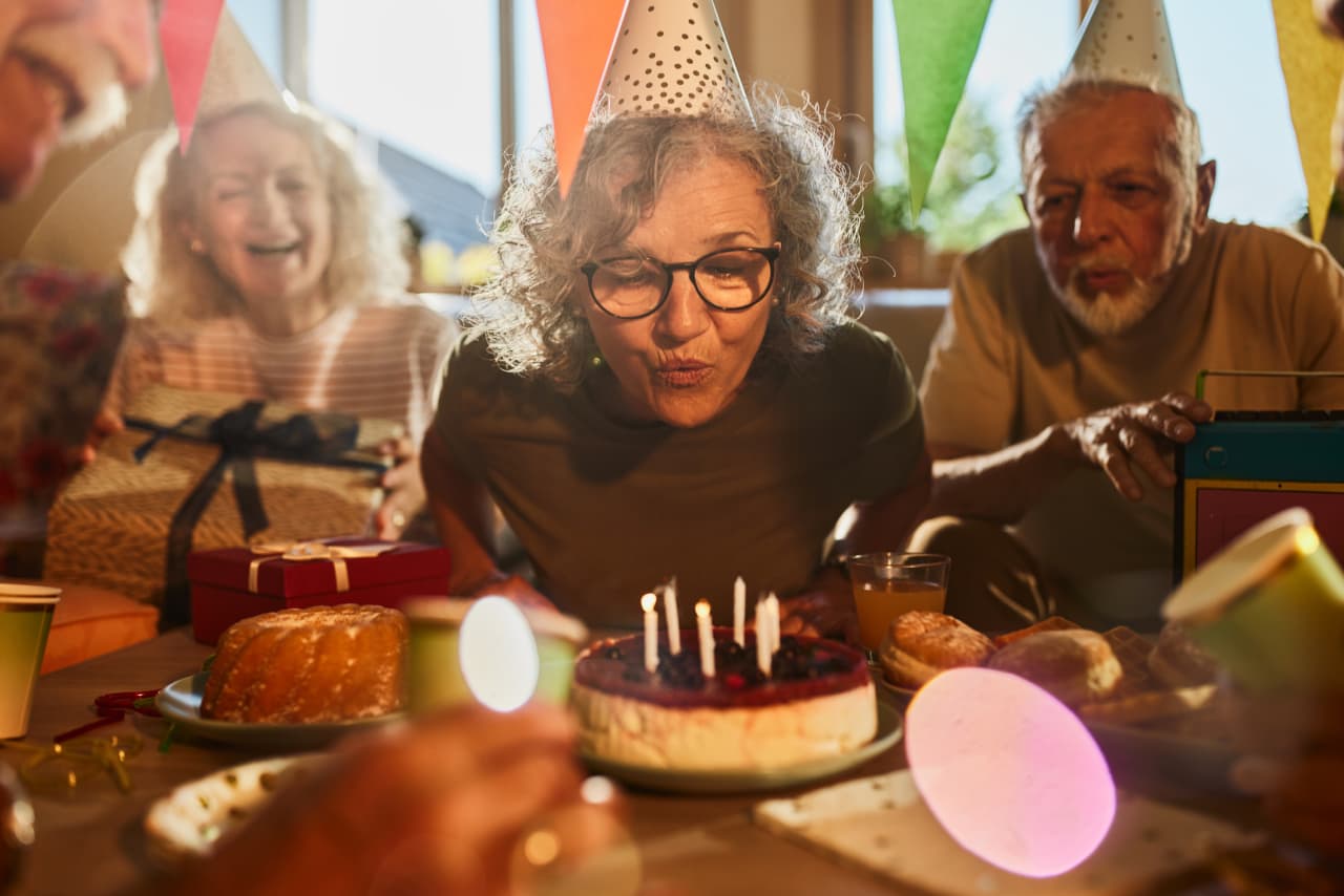 Source-feed image associated with Your portfolio can recover from a bear market, but can it survive you living to 110?