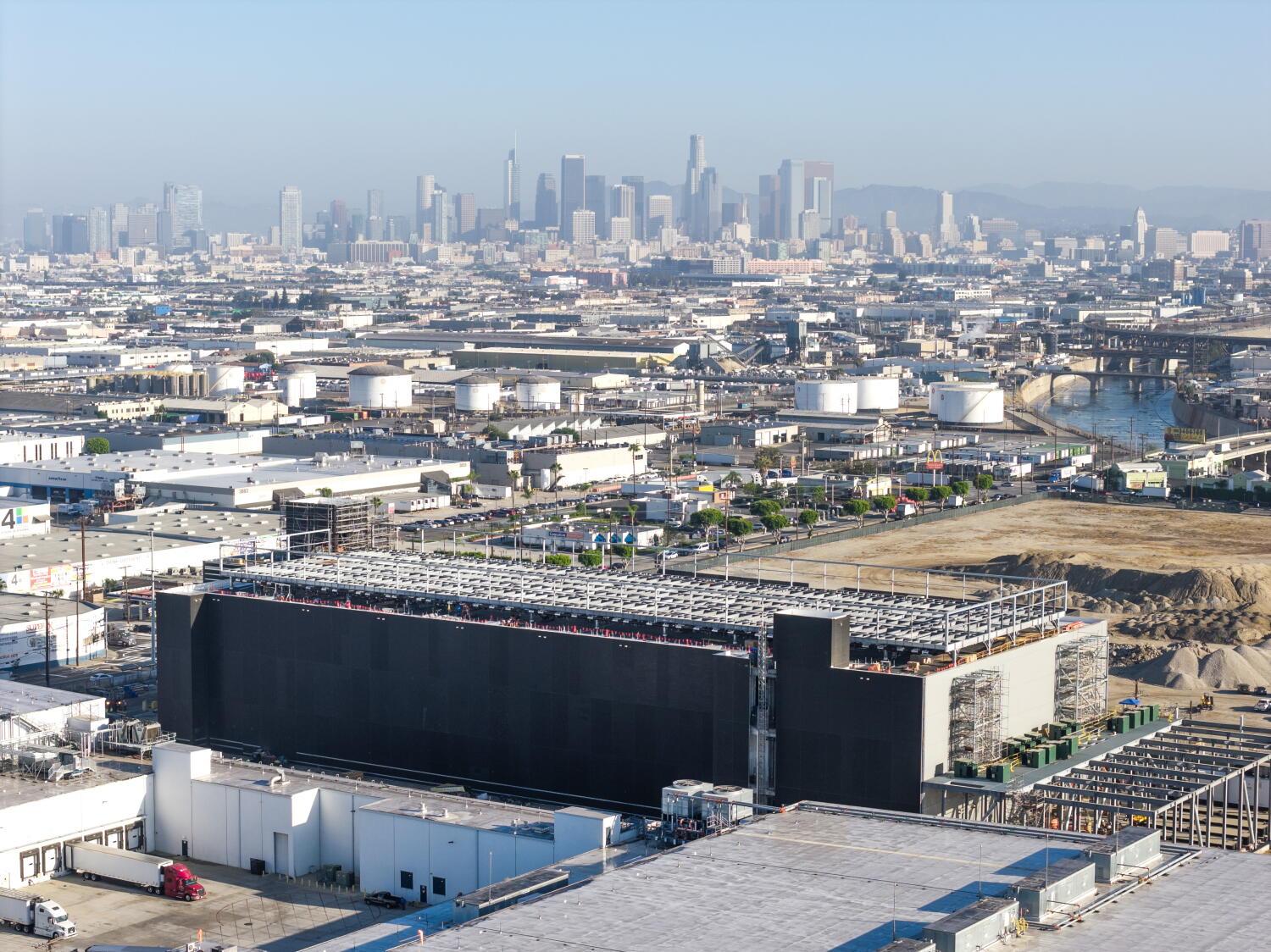 Source-feed image associated with California lawmakers reach deal in high-stakes fight over regulating data centers