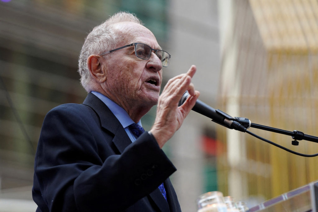 Source-feed image associated with Supreme Court won't revive Alan Dershowitz's $300 million suit against CNN
