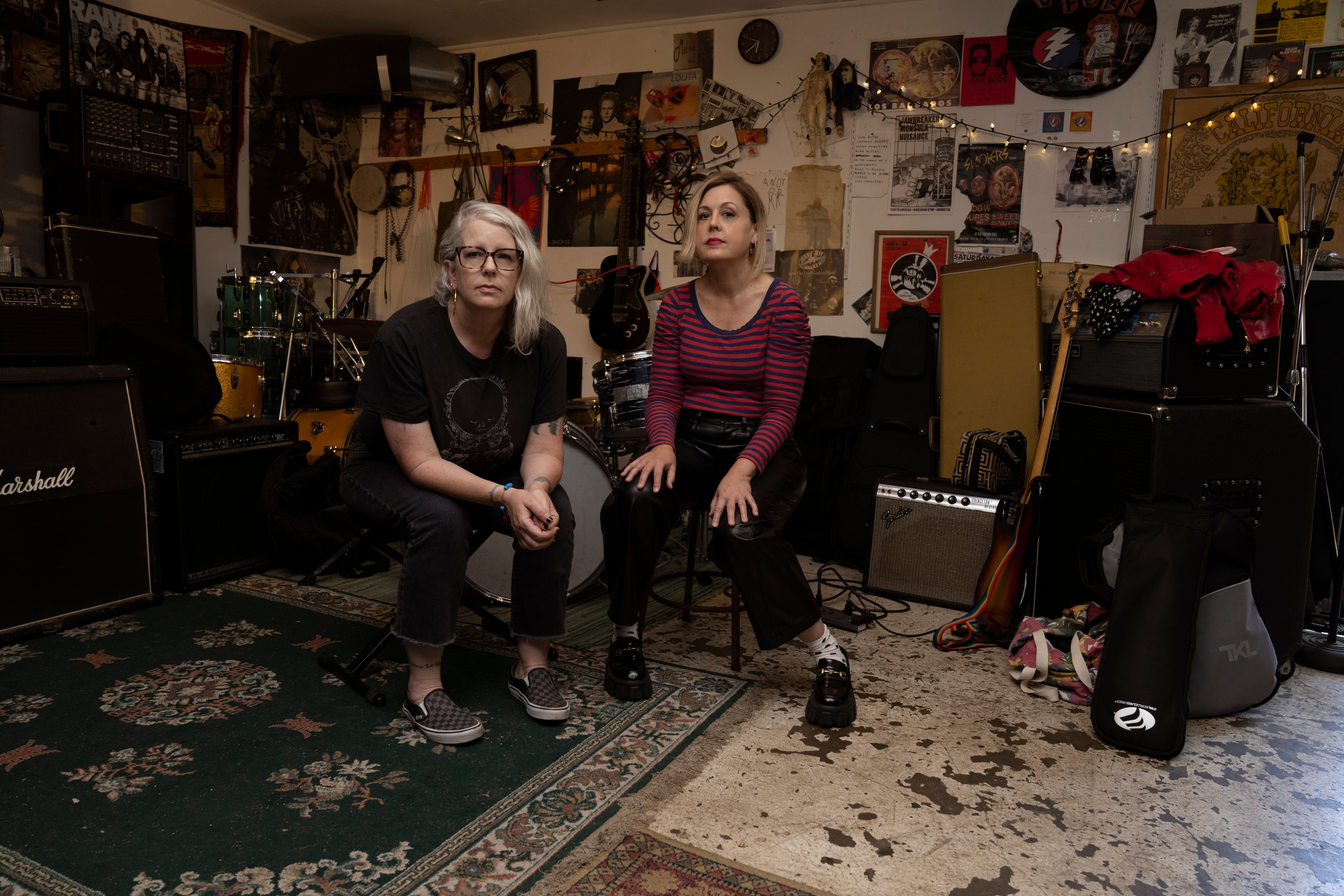 Source-feed image associated with Heavens to Betsy Reunite for First Tour in 32 Years