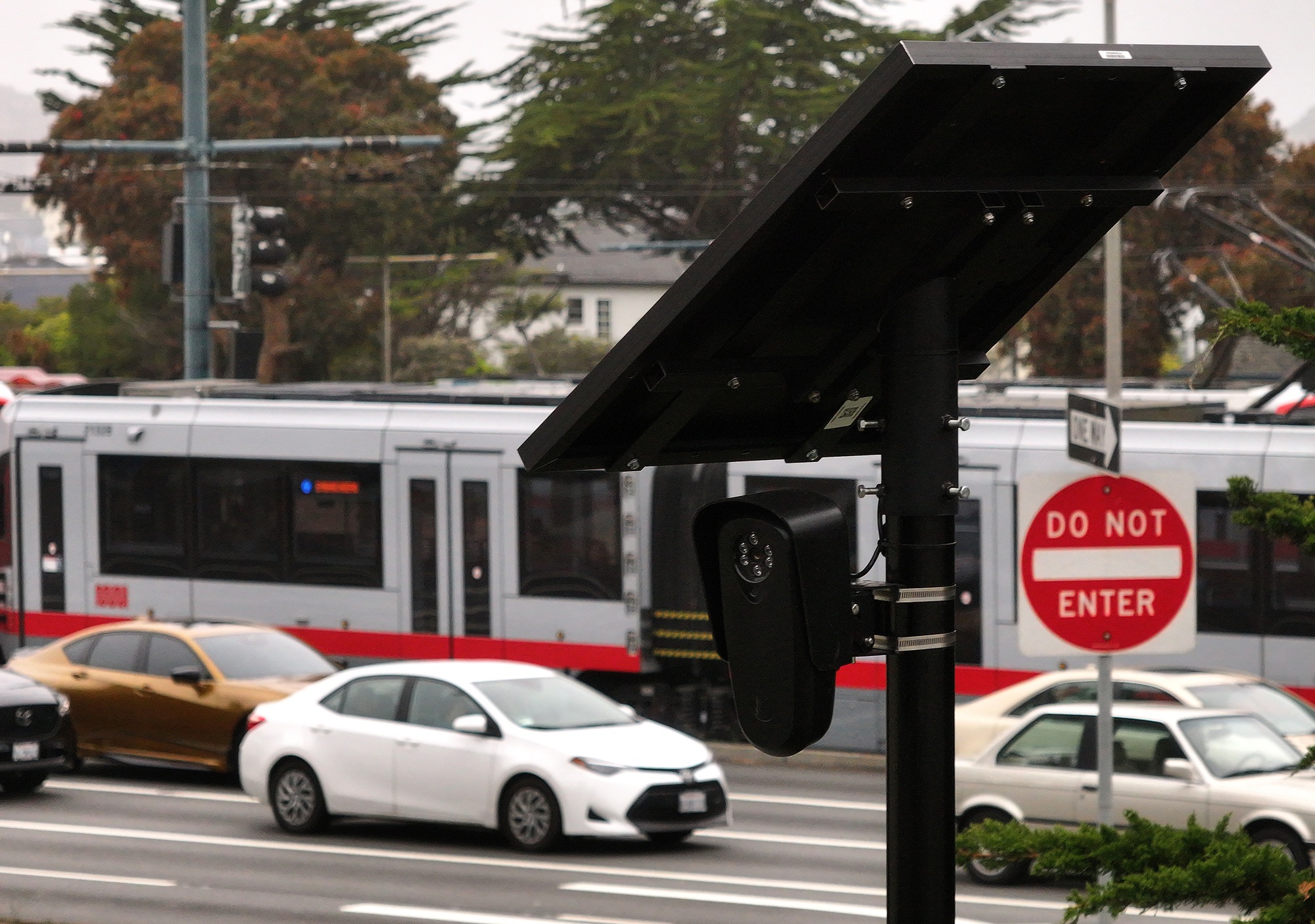Source-feed image associated with San Francisco Resident’s Tour of Surveillance Infrastructure Shows System ‘Greater Than Sum of Its Parts’
