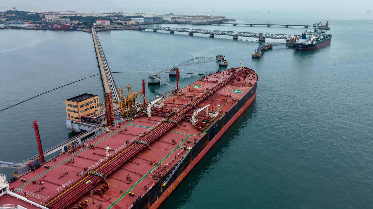 Source-feed image associated with Oil prices are up 13% in a week — and could head for more than $100 a barrel